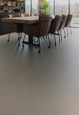 romar-voss_mobiel_case-hoofdbeeld_326x474px.jpg